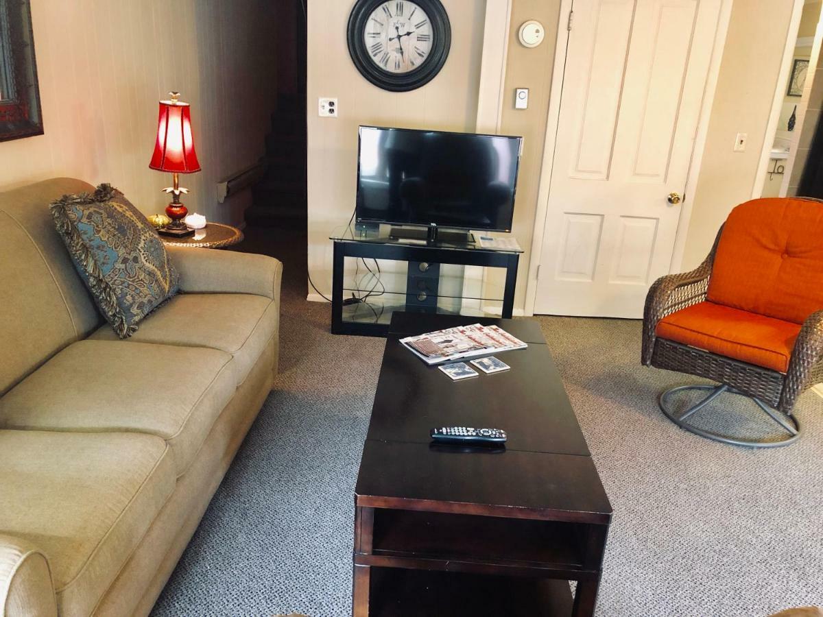 Galena Penthouse Overlooking Main Street With Free Off Street Parking Extérieur photo